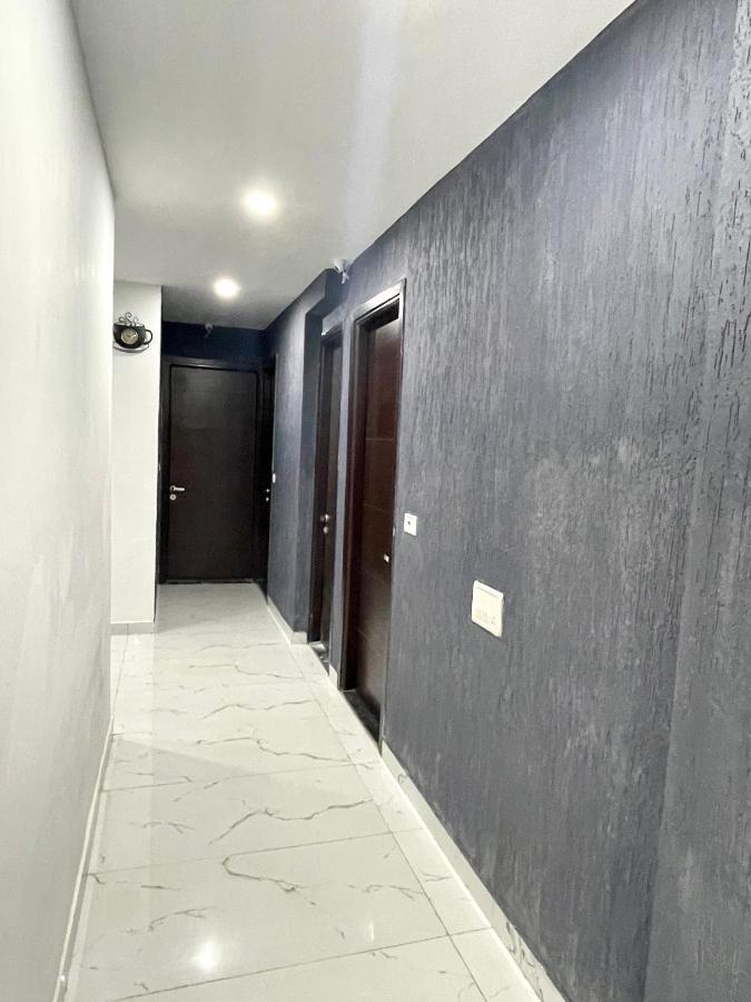 Lime Boutique B&B Gk-1 At Kailash Colony Metro , Greater Kailash Near Eros Hotel Nehru Place Yeni Delhi Dış mekan fotoğraf