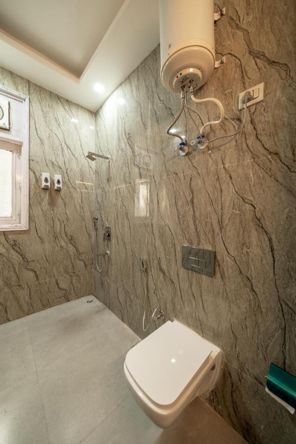 Lime Boutique B&B Gk-1 At Kailash Colony Metro , Greater Kailash Near Eros Hotel Nehru Place Yeni Delhi Dış mekan fotoğraf