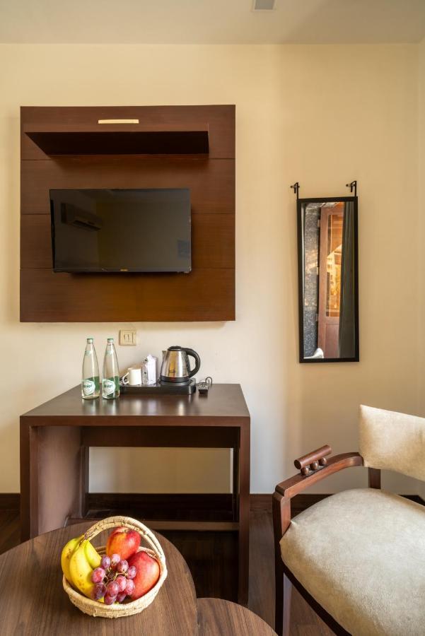 Lime Boutique B&B Gk-1 At Kailash Colony Metro , Greater Kailash Near Eros Hotel Nehru Place Yeni Delhi Dış mekan fotoğraf